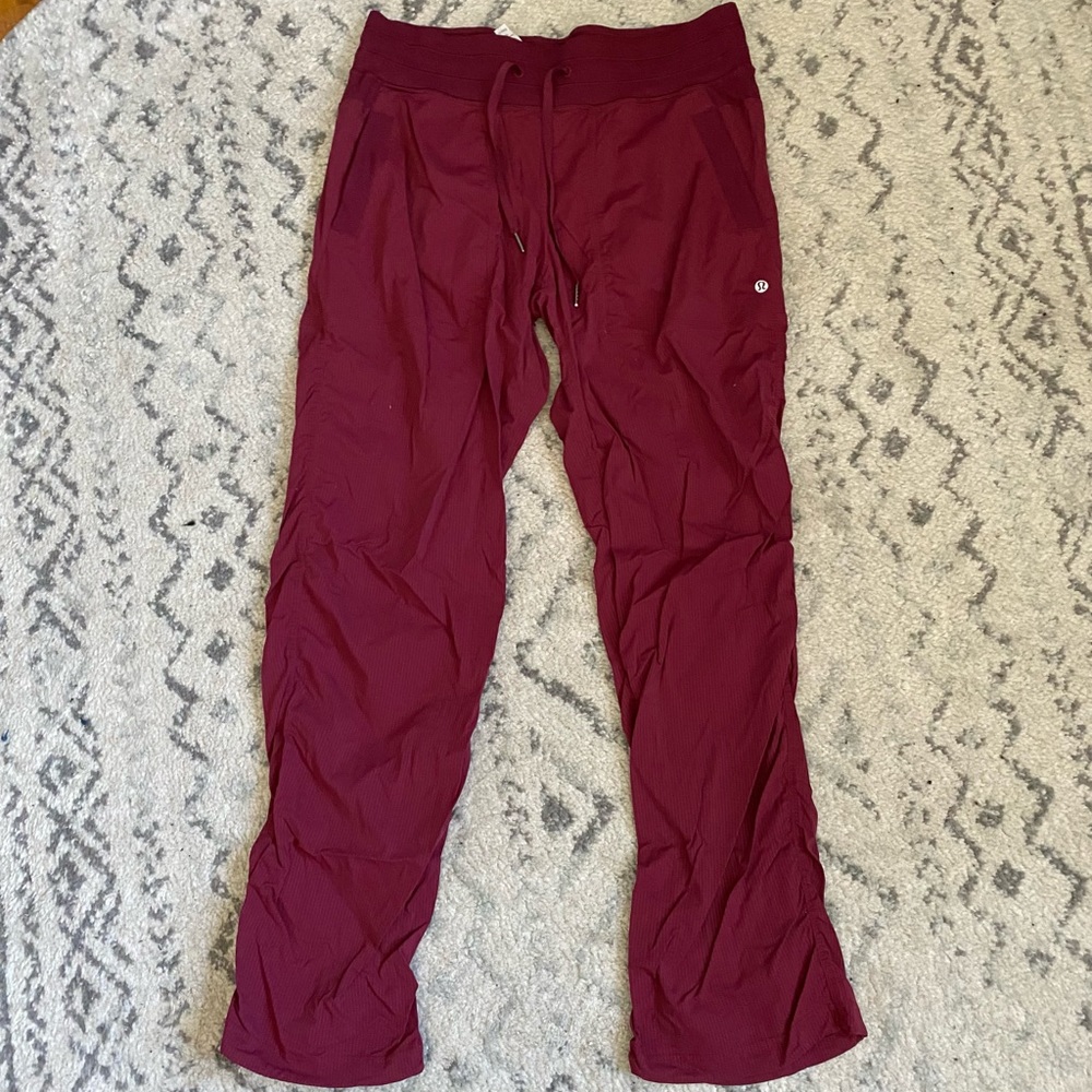 Red lululemon pants